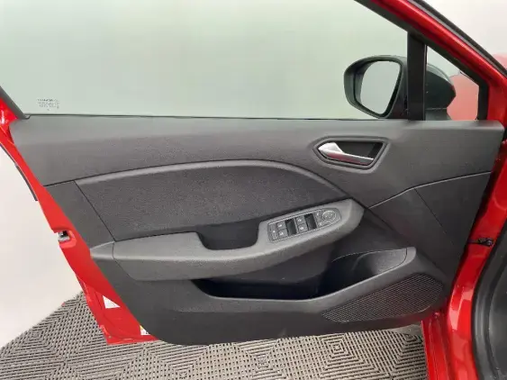 RENAULT CLIO V - voiture d'occasion - Photo 19