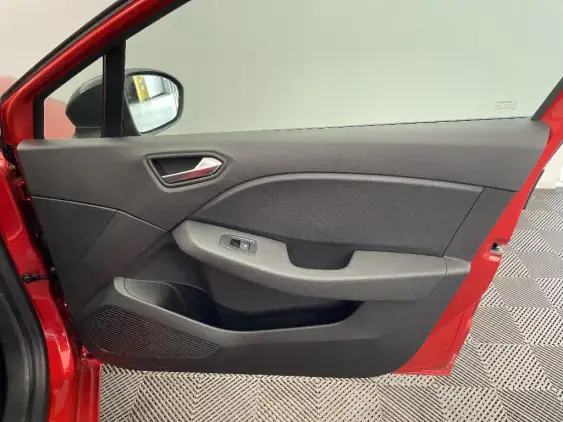 RENAULT CLIO V - voiture d'occasion - Photo 20