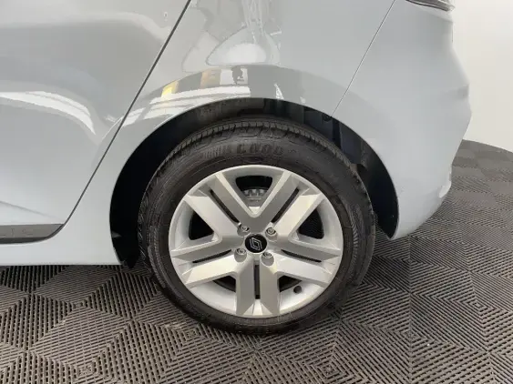 RENAULT CLIO V - voiture d'occasion - Photo 23