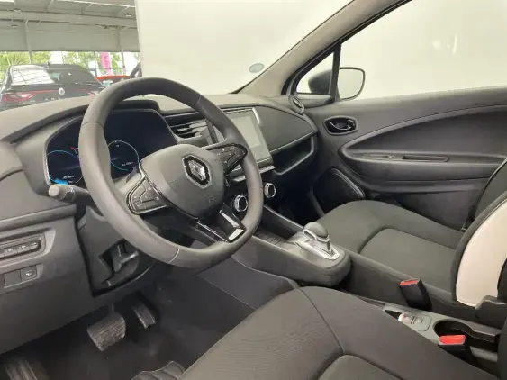 RENAULT ZOE - voiture d'occasion - Photo 17