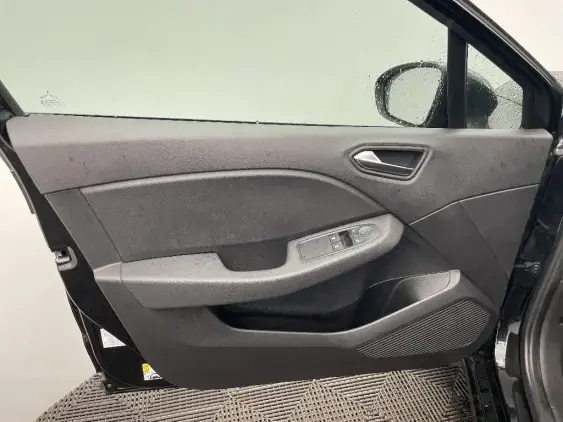 RENAULT CLIO V - voiture d'occasion - Photo 18