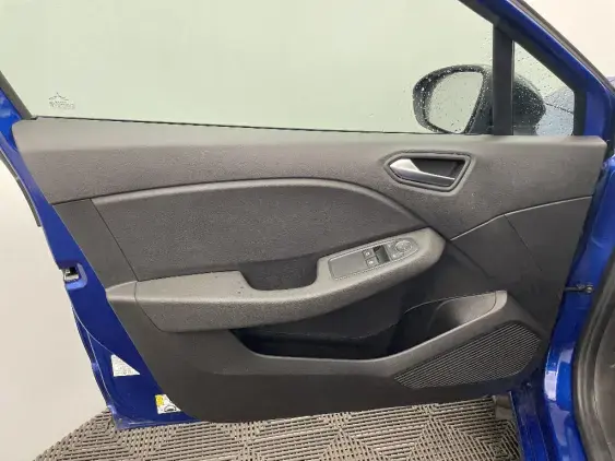 RENAULT CLIO V - voiture d'occasion - Photo 18