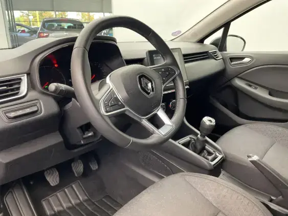 RENAULT CLIO V - voiture d'occasion - Photo 17