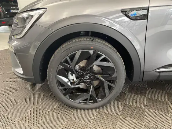 RENAULT ARKANA - voiture d'occasion - Photo 23