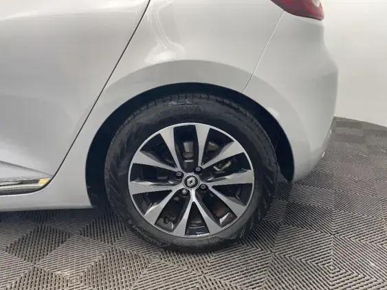 RENAULT CLIO V - voiture d'occasion - Photo 23