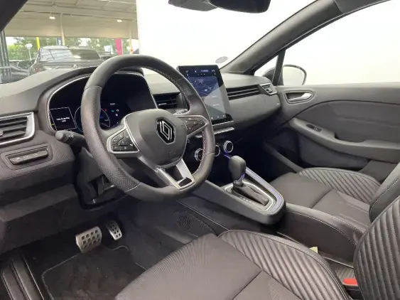 RENAULT CLIO V - voiture d'occasion - Photo 18