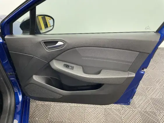 RENAULT CLIO V - voiture d'occasion - Photo 20