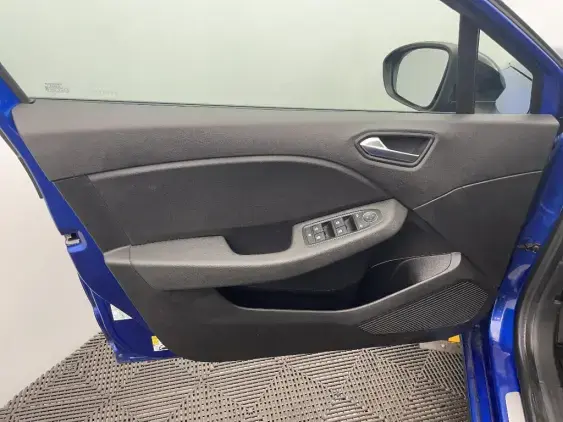 RENAULT CLIO V - voiture d'occasion - Photo 19