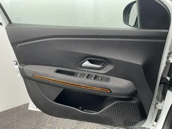 DACIA SANDERO III - voiture d'occasion - Photo 19