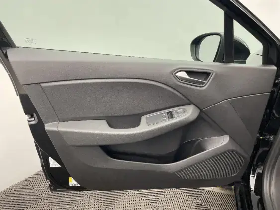 RENAULT CLIO V - voiture d'occasion - Photo 18