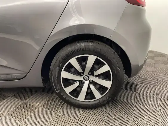 RENAULT CLIO V - voiture d'occasion - Photo 21