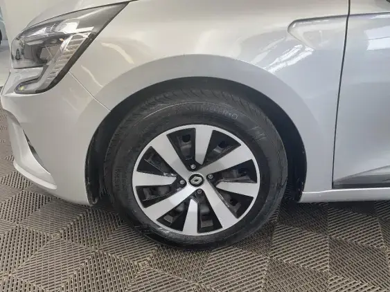 RENAULT CLIO V - voiture d'occasion - Photo 22