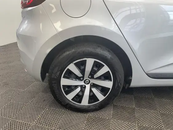 RENAULT CLIO V - voiture d'occasion - Photo 24