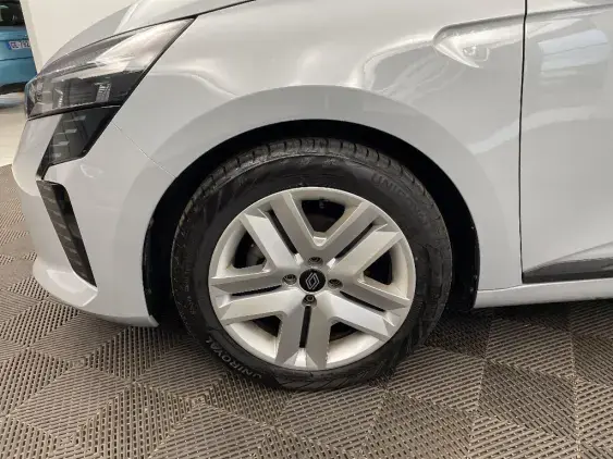 RENAULT CLIO V - voiture d'occasion - Photo 23