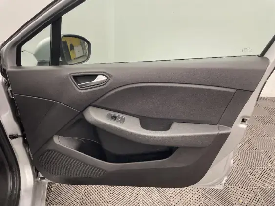 RENAULT CLIO V - voiture d'occasion - Photo 20