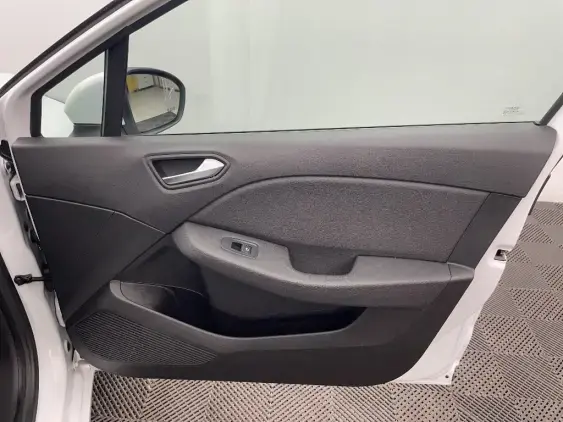 RENAULT CLIO V - voiture d'occasion - Photo 20