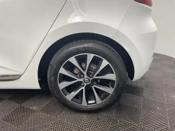 RENAULT CLIO V - voiture d'occasion - Photo 23