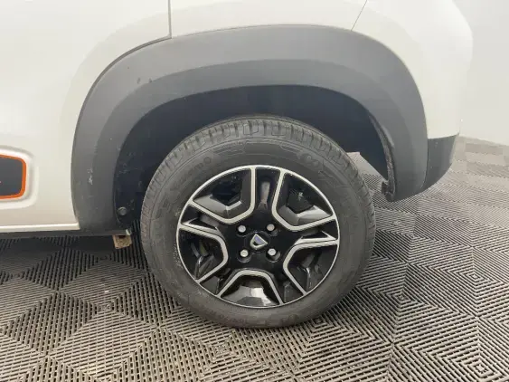 DACIA SPRING - voiture d'occasion - Photo 24