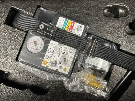 RENAULT CLIO V - voiture d'occasion - Photo 17