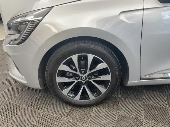 RENAULT CLIO V - voiture d'occasion - Photo 23