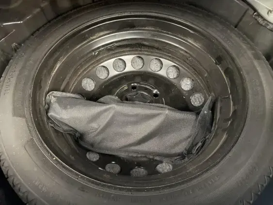 RENAULT SCENIC IV - voiture d'occasion - Photo 17