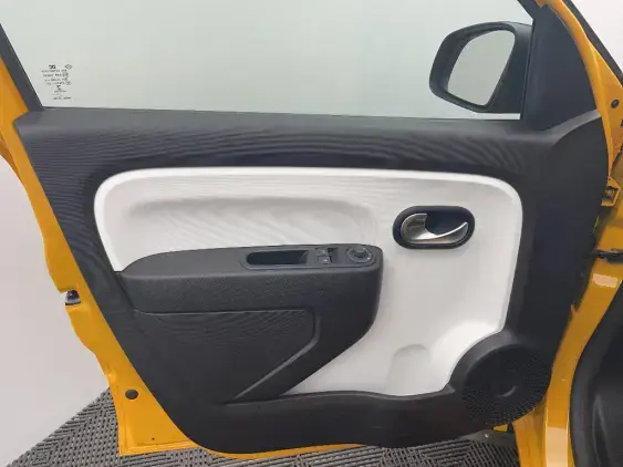 RENAULT TWINGO ELECTRIQUE III - voiture d'occasion - Photo 18