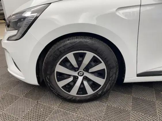 RENAULT CLIO V - voiture d'occasion - Photo 22