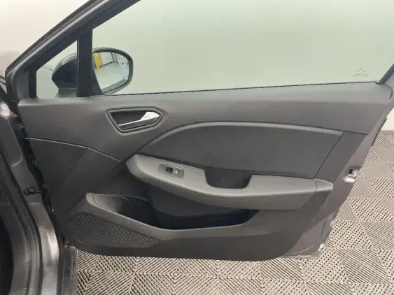 RENAULT CLIO V - voiture d'occasion - Photo 19