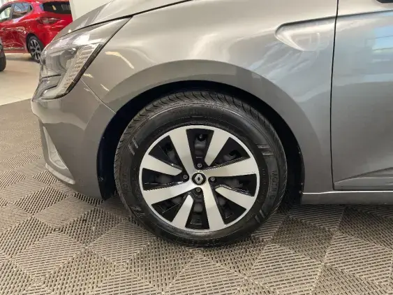 RENAULT CLIO V - voiture d'occasion - Photo 22