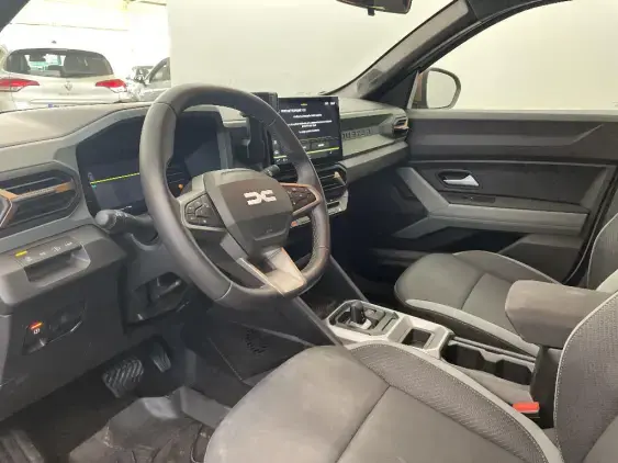 DACIA DUSTER III - voiture d'occasion - Photo 18