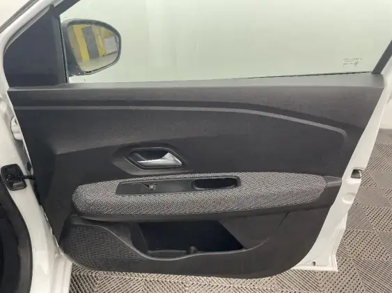 DACIA SANDERO III - voiture d'occasion - Photo 20