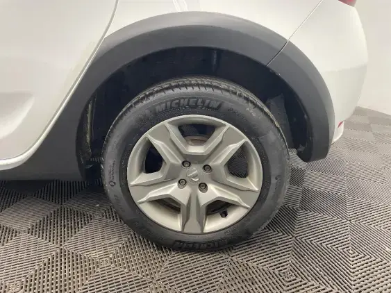 DACIA SANDERO II - voiture d'occasion - Photo 24