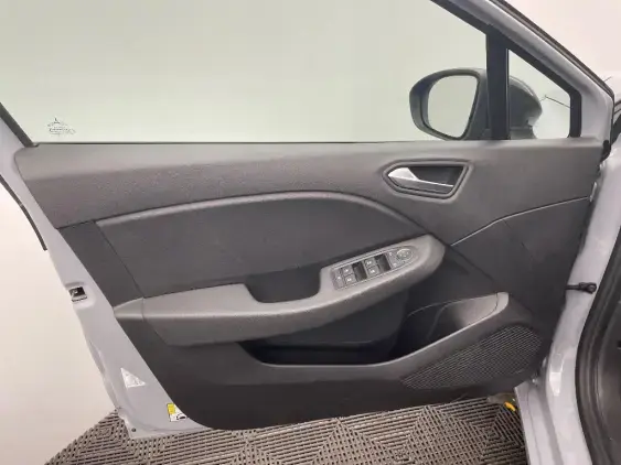 RENAULT CLIO V - voiture d'occasion - Photo 19