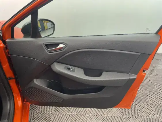 RENAULT CLIO V - voiture d'occasion - Photo 20