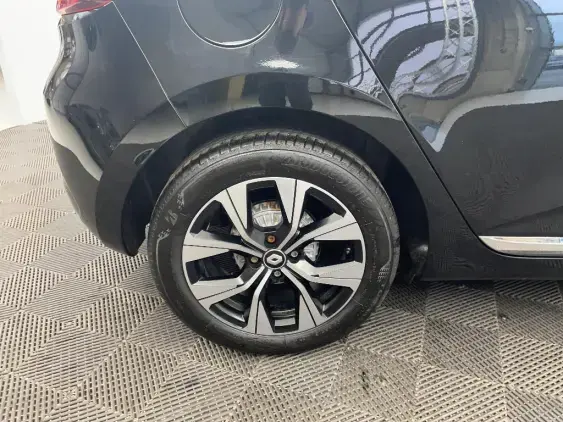 RENAULT CLIO V - voiture d'occasion - Photo 24