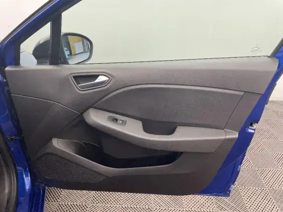 RENAULT CLIO V - voiture d'occasion - Photo 20