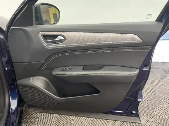 RENAULT ARKANA - voiture d'occasion - Photo 20