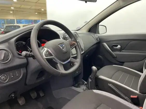 DACIA SANDERO II - voiture d'occasion - Photo 18