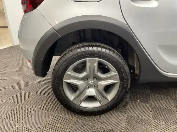 DACIA SANDERO II - voiture d'occasion - Photo 25