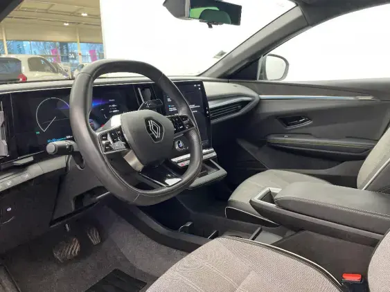 RENAULT MEGANE V - voiture d'occasion - Photo 17