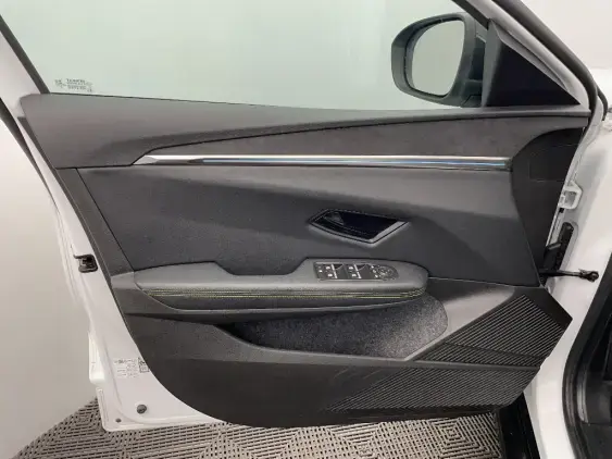 RENAULT MEGANE V - voiture d'occasion - Photo 18