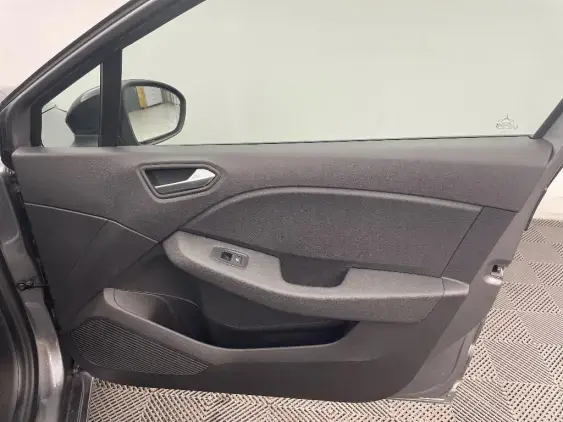 RENAULT CLIO V - voiture d'occasion - Photo 20