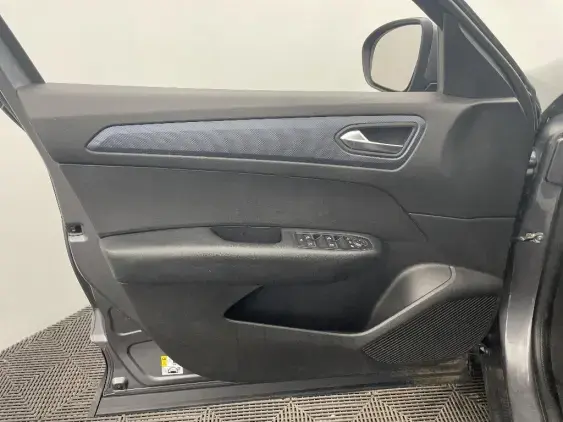 RENAULT ARKANA - voiture d'occasion - Photo 19