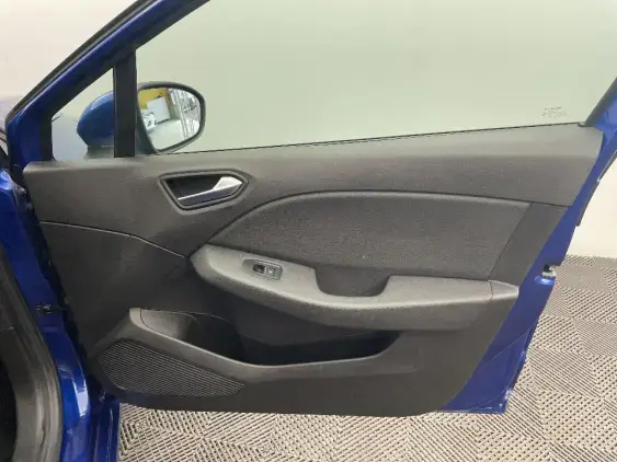 RENAULT CLIO V - voiture d'occasion - Photo 20