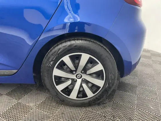 RENAULT CLIO V - voiture d'occasion - Photo 24