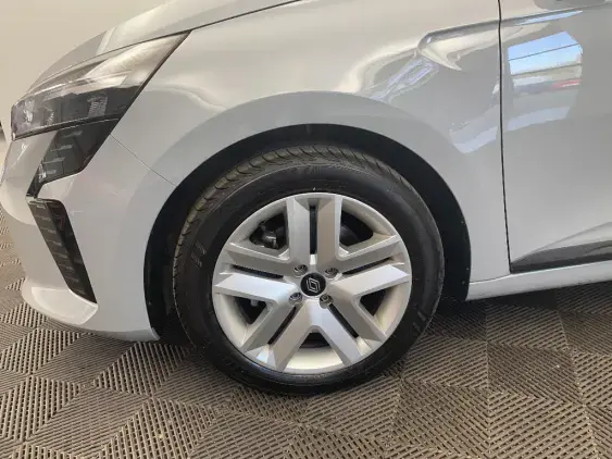 RENAULT CLIO V - voiture d'occasion - Photo 23