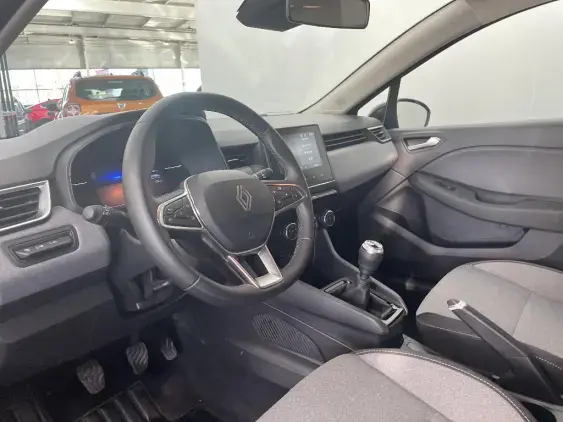 RENAULT CLIO V - voiture d'occasion - Photo 18