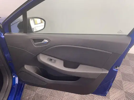 RENAULT CLIO V - voiture d'occasion - Photo 20