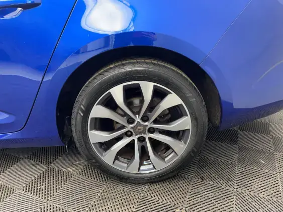 RENAULT MEGANE ESTATE IV - voiture d'occasion - Photo 24