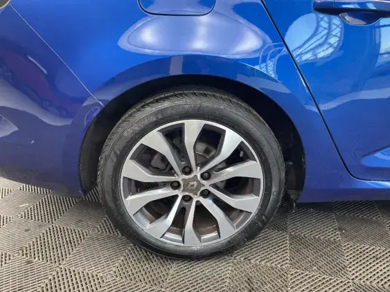 RENAULT MEGANE ESTATE IV - voiture d'occasion - Photo 25